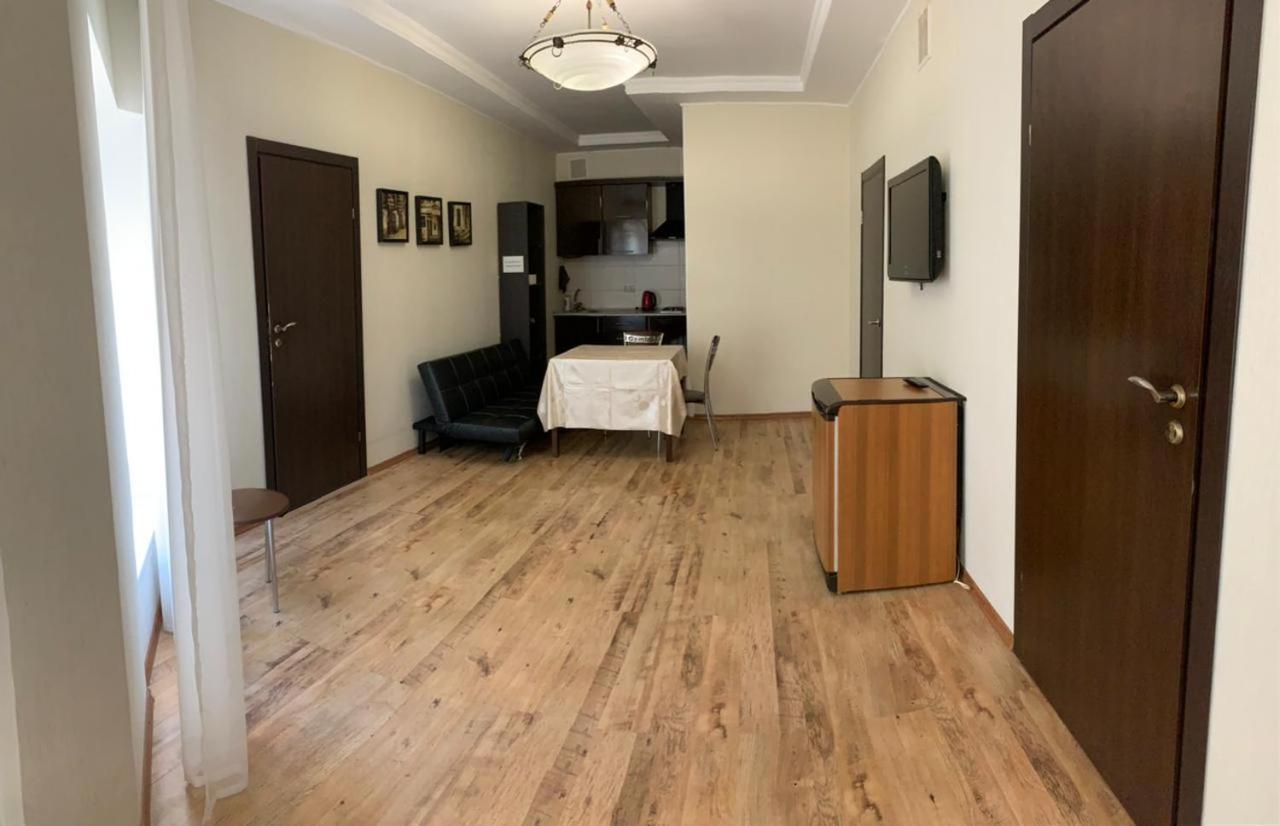 Deribasovskaya Suit Odessa Buitenkant foto